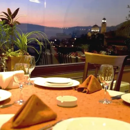 Хотел гранд янтра Велико Търново