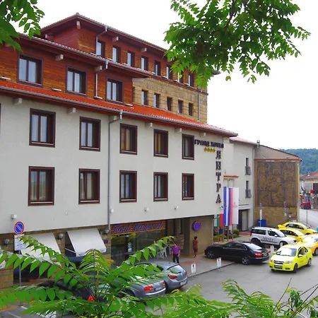 Хотел гранд янтра Велико Търново