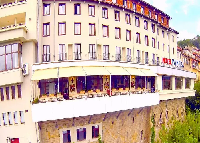 Hotel Yantra Grand 4*