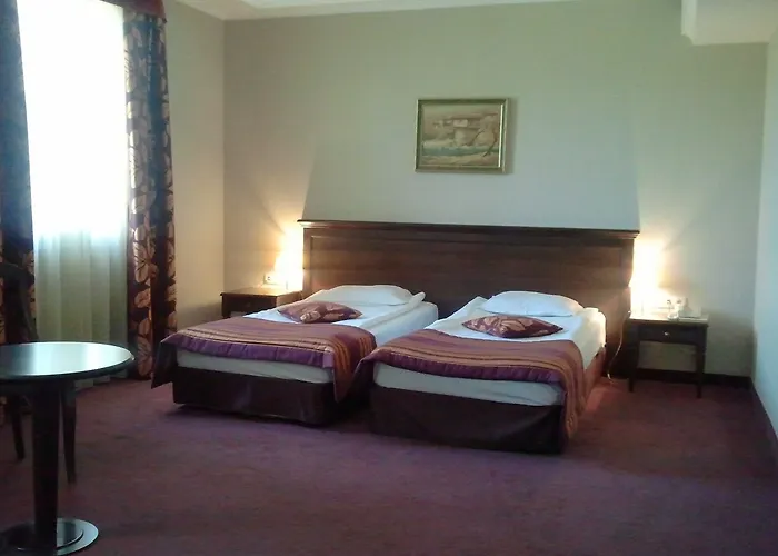 Hotel Yantra Grand 4*